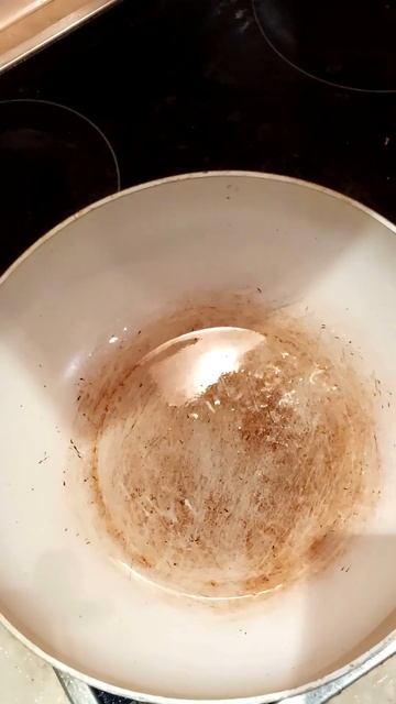 Когда нет мантоварки манты в сковороде на овощной подушке #shorts смотреть онлайн