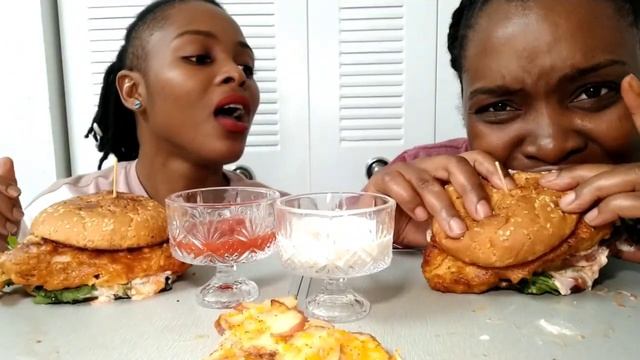 HUGE CHICKEN SANDWICH MUKBANG #CHICKEN SANDWICH #MUKBANG смотреть онлайн