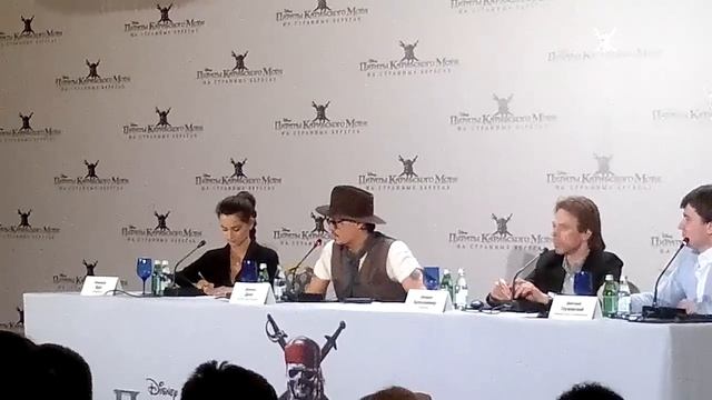 Johnny Depp & Penelope Cruz  In Moscow