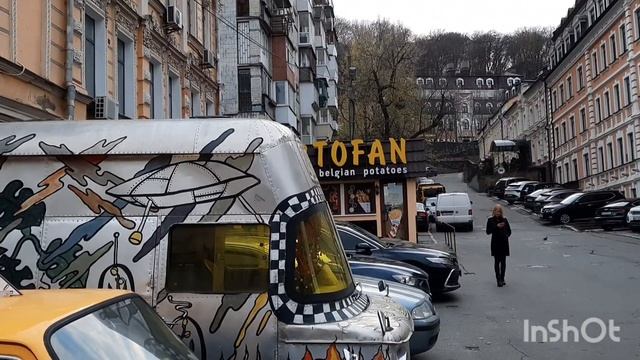 Киев 2023 прогулка по Подолу, Почтовая площадь. смотреть онлайн