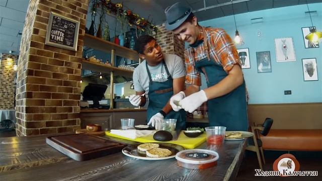 Кухня по-черному в Black Burger Cafe смотреть онлайн