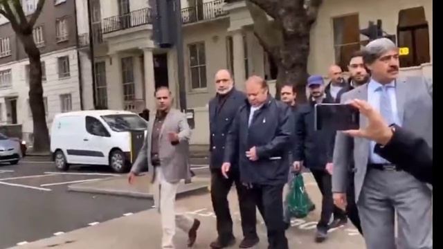 Anjelina julie stage sy nichay gir gye😰 Maryam Nawaz sharif смотреть онлайн