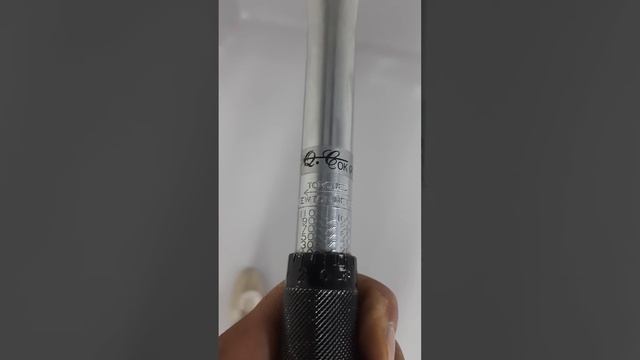 كيف يتم ضبط مفتاح العزم نيوتنTORQUE NEWTON METER смотреть онлайн
