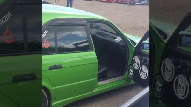 BMW e 34 смотреть онлайн