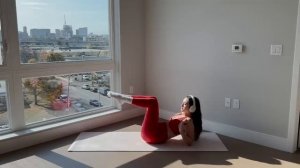 5MIN Deep Core & Ab Pilates __ tone & strengthen __ beginner friendly   verbal cues __madeleineabeid