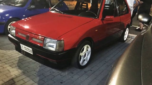 FIAT UNO TURBO ANNI 80 смотреть онлайн
