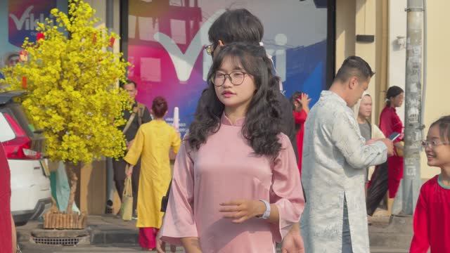 Рынок Бен Тхань в лунный Новый год