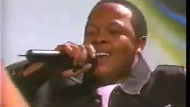 Eminem & Dr. Dre Live at Farmclub смотреть онлайн