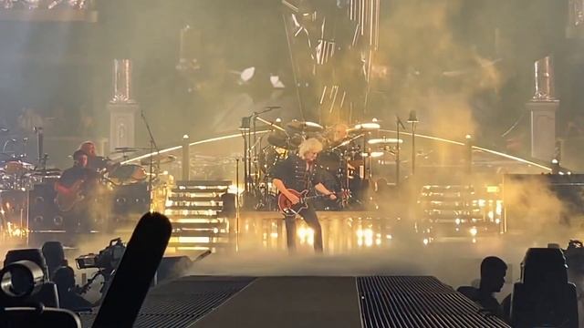 Queen + Adam Lambert - In The Lap  Of The Gods - 7 July 2022 - Madrid - Wizink Arena