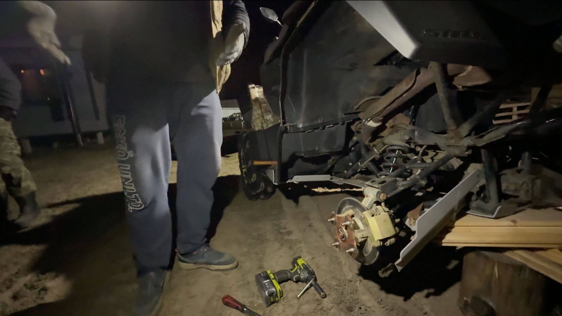 Ну что ж ты фраер сдал назад 🤣 Немного трэш контэнта смотреть онлайн