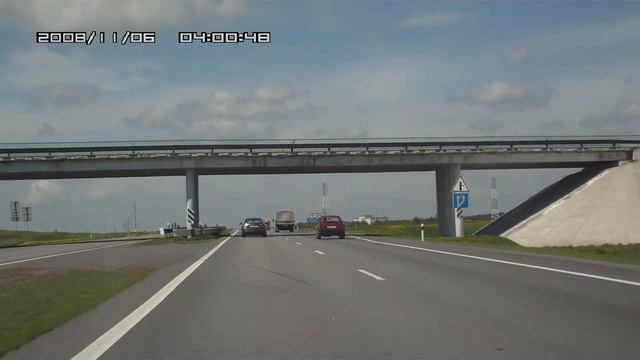 Полет капота смотреть онлайн