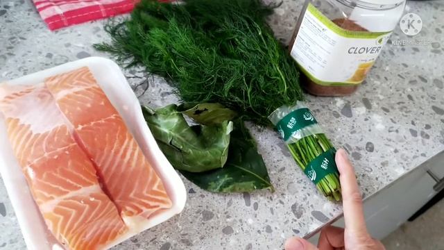 Ep.20| Cooking| Diajarin Bapak mertua: Salted-salmon, ikan asin tradisi keluarga Finlandia! смотреть онлайн