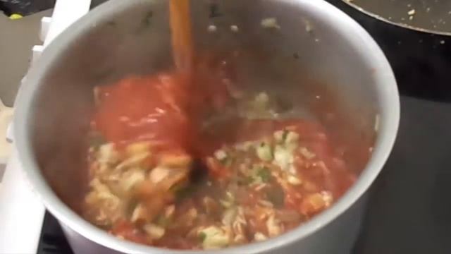 Delicious Chicken Lasagne смотреть онлайн