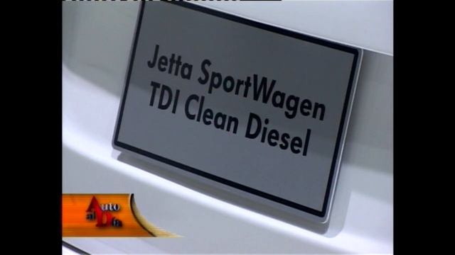 VW EN EL SALÓN DE DETROIT 2010. AUTO AL DÍA RETRO (24.4.10) смотреть онлайн