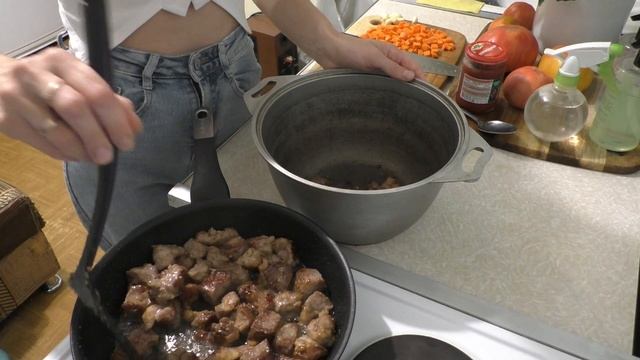 Гуляш классический из свинины.Простой рецепт смотреть онлайн