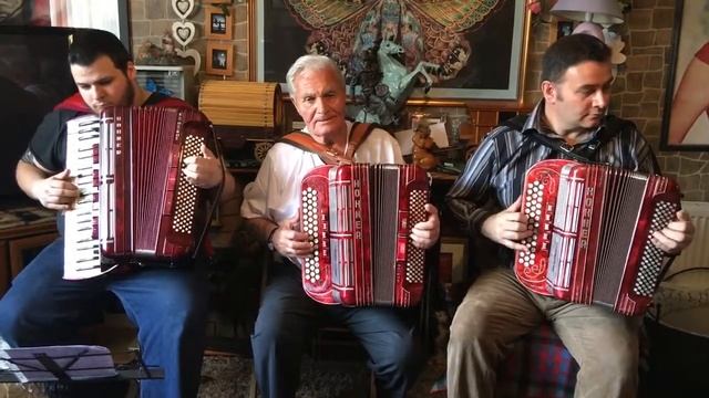 Antoni, Daniel & Stewart McPhee смотреть онлайн