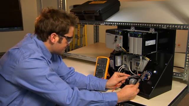 Fluke ScopeMeter® 120 Series: How To Diagnose A Rotary Encoder Using A MultiMeter And A ScopeMeter