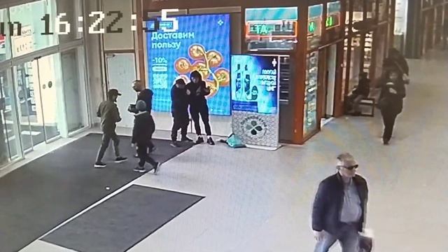 Воры и Крысы (Попытался вынести икру,сыр и масло) смотреть онлайн