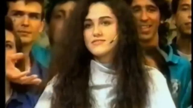 Long to short haircut on "El Gran Juego de la Oca" TV show November 1993 (HD remaster and edit) смотреть онлайн