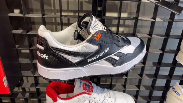 Reebok BB 4000 II (White/Black/Orange) - Style Code: IG5276 смотреть онлайн