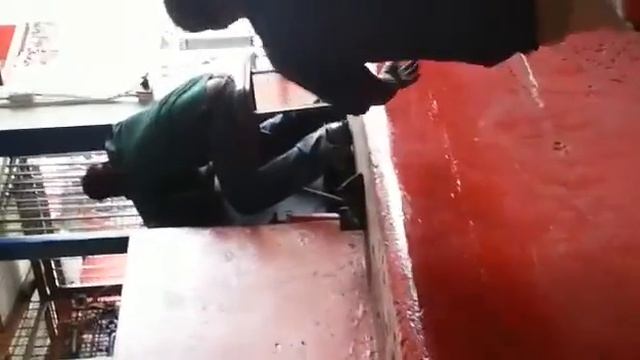 Garage Pranks: WD-40 Vs Exposed Crack Lol