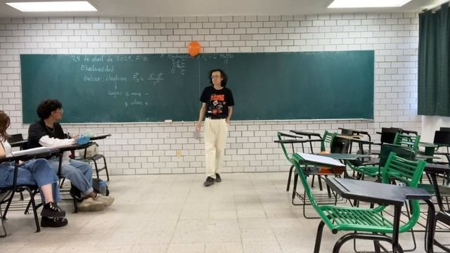 Fuerza y corriente eléctrica. Voltaje, resistencia y corriente, V = R I смотреть онлайн