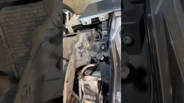 How To  Change Radiator Audi A8L