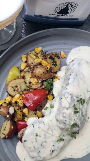 Chicken tarragon | Steak | Food shayari | Food poetry | Food vlog | #swaadsaarthi #foodshorts смотреть онлайн