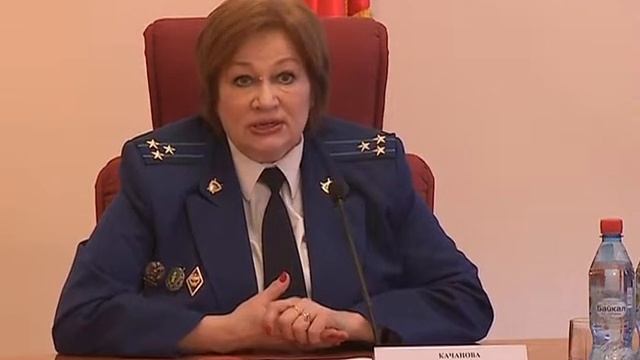 Социальную поддержку детей сирот обсудили на специальном кру смотреть онлайн