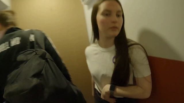 VLOG #1 Санкт-Петербург / Поездка в Петербург / Жизнь команды и многое другое смотреть онлайн