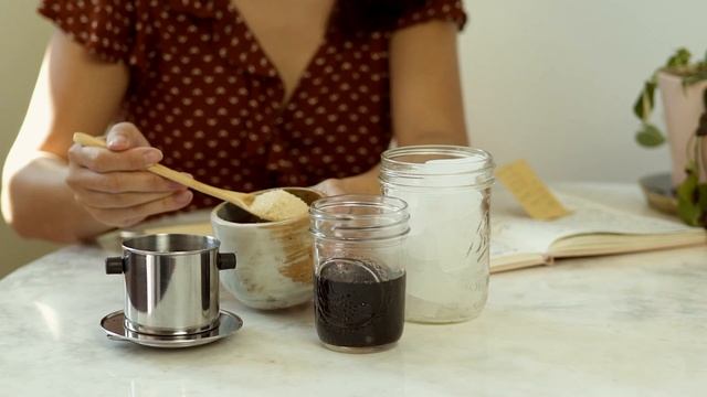 Slow Living - How I Make Vietnamese Coffee | ANN LE смотреть онлайн