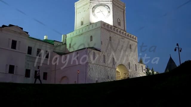 Kazan, Russia. Kremlin walls. Spasskaya Tower of the Kazan Kremlin. Night смотреть онлайн