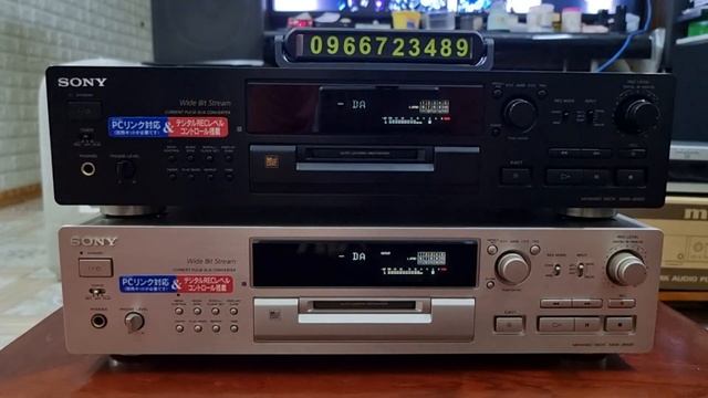 Sony MDS JB920 . đen , vàng đẹp xuất sắc . giá siêu tốt . Lh : 0966723489 смотреть онлайн
