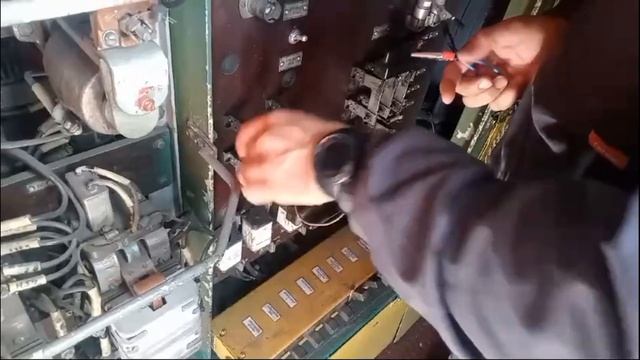 Параллельное и последовательное соединение аккумуляторных батарей ВЛ80 смотреть онлайн
