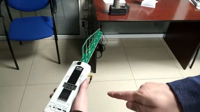 Експеримент 2 Заміри електромагнітного поля "Катушка Тесли" смотреть онлайн