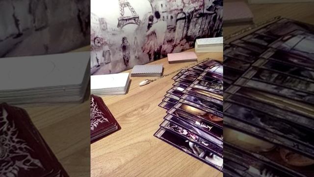 Таро расклад есть ли у человека воспоминания обо мне!