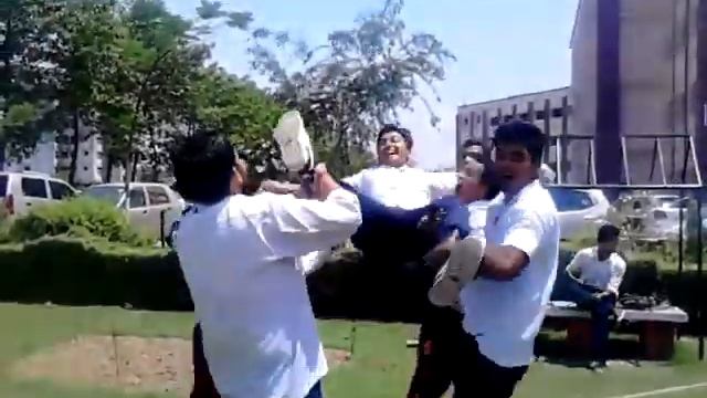abhay rastogi ki mauj le li gayi смотреть онлайн