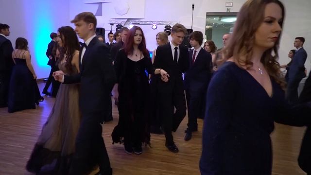 studniówka 2023 XXX LO Łódź смотреть онлайн