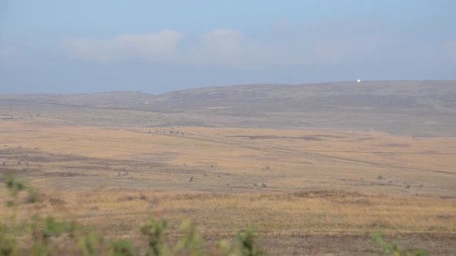 Свет солнца в памятнике . на горка Осовинской степи смотреть онлайн
