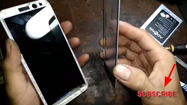 SERVIS HP ADVAN S5E || BEKAS JATUH DARI ATAS LEMARI смотреть онлайн