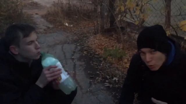 ОБЗОР ЛИМОНАДА «РАДУГА» МОХИТО КЛУБНИКА-МЯТА / Стоит ли Покупать?