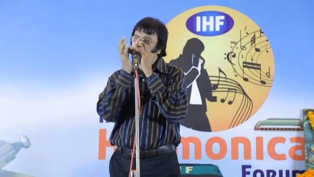 Chandan Sa Badan - Mr.Asim Banerjee On Harmonica смотреть онлайн