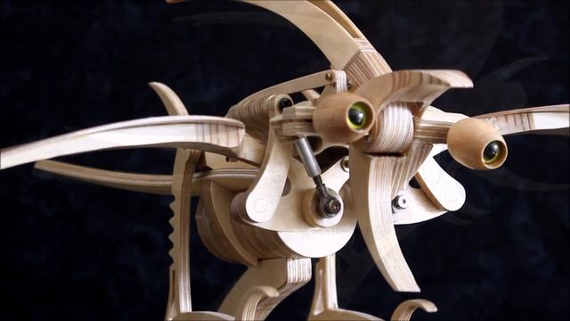 Moa Lolo Kinetic Sculpture by Clayton Boyer смотреть онлайн