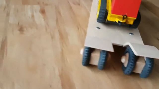 DDR Piko; Traktor und Bulli in Aktion смотреть онлайн