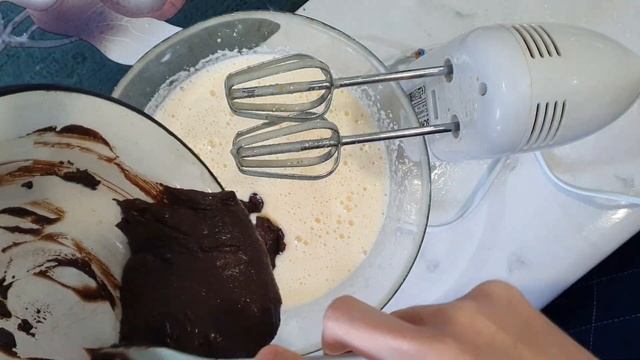 шоколадный пирог! МЕГА ШОКОЛАДНЫЙ ПИРОГ! ҚАЗАҚША РЕЦЕПТ смотреть онлайн