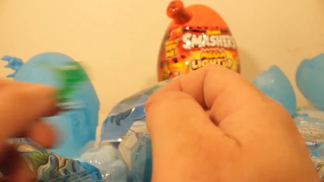 Zuru Smasher Dino Egg Surprise!!! | 50+ SURPRISES | TOYS TOYS BOOM | Dinosaurs | Mini Egg Surprise смотреть онлайн