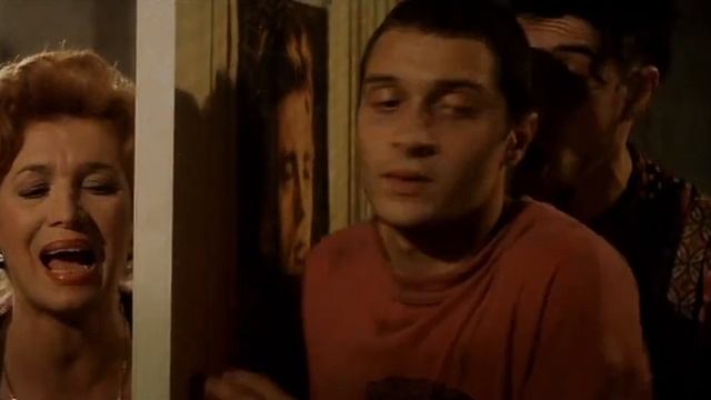 L'ultimo capodanno (1998). Marco Risi смотреть онлайн