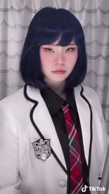kagami in the real life ll funny kagami ll miraculous lady bug. смотреть онлайн