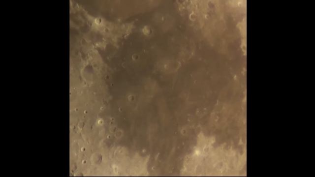 Flug über Den Mond 2