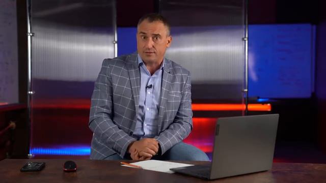 В чем разница между образованием и интеллектом?  Что важнее в жизни?